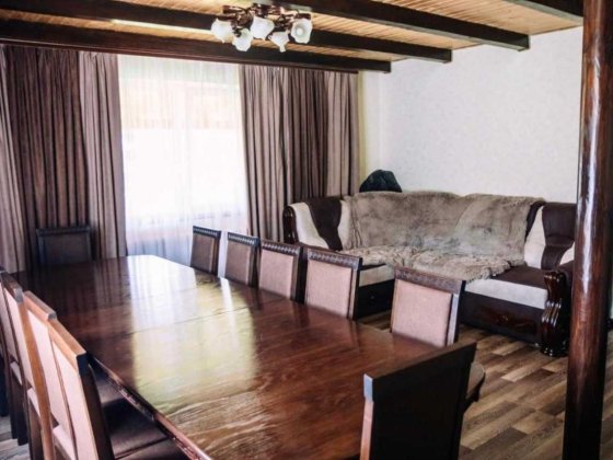 Оренда будинку в Карпатах, житло Верховина, котедж "Стежка в Гори" Верховина