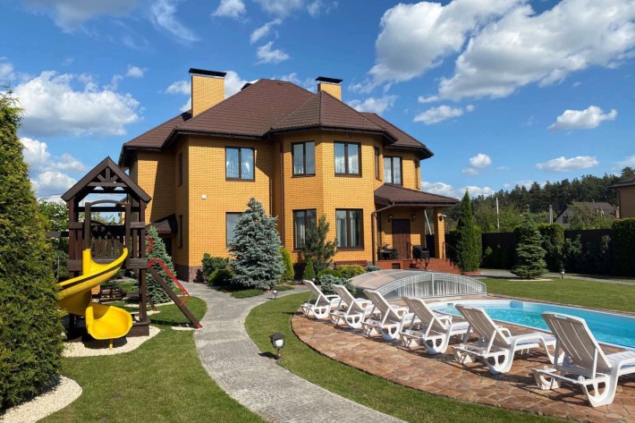 Аренда дома посуточно с Бассейном и бильярдом - фото 1