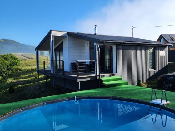 Оренда котеджу в Славську|приватний басейн|чан-джакузі|