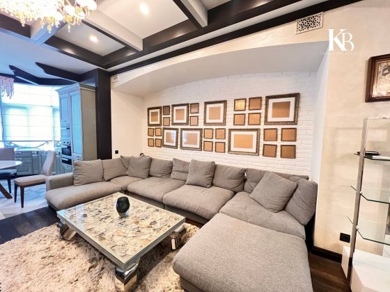 Продам шикарную, стильную и по-настоящему премиальную квартиру в одном из самых востребованных компл Днепр