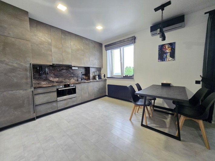 Подобова оренда - містечко - фото 1