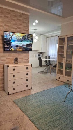 Здається квартира-студія подобово. - фото 1