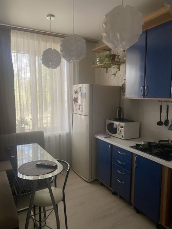 Здам 2х-кімнатну квартиру подобово - фото 1