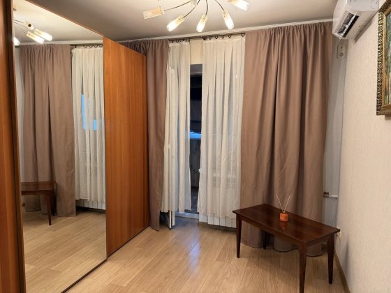 Подобова оренда однокімнатної квартири центр Вишгород Вишгород