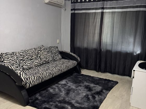 Двух комнатная квартира  посуточно Желтые Воды