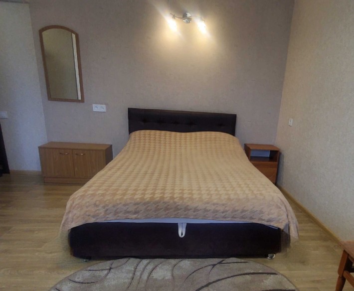 Посуточно почасово аренда  квартир от хозяина в центре Мила - фото 1