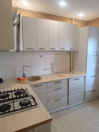 Сдам посуточно 3-х комнатную квартиру - фото 1