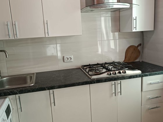 25 і з 30 числа вільна 2-х кімн. квартира  з автономкой Изюм