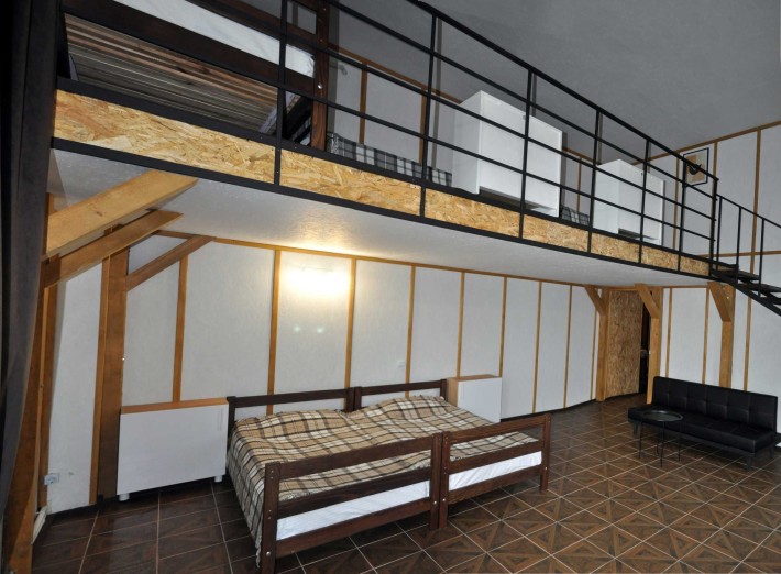 Сучасна 2-рівнева квартира в центрі Старого міста. - фото 1