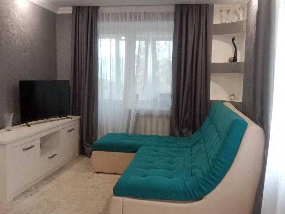 Здається подобово однокімнатна квартира в центрі міста Конотоп