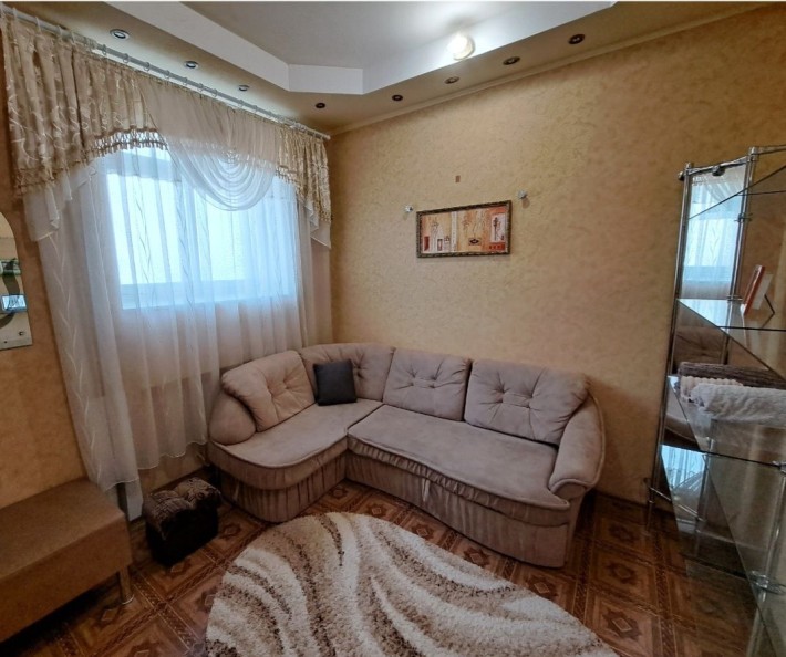 Подобово однокімнатна квартира- студія - фото 1