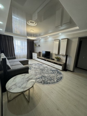 Подобово сдаються 1,2 3 кімнатні квартири - фото 1