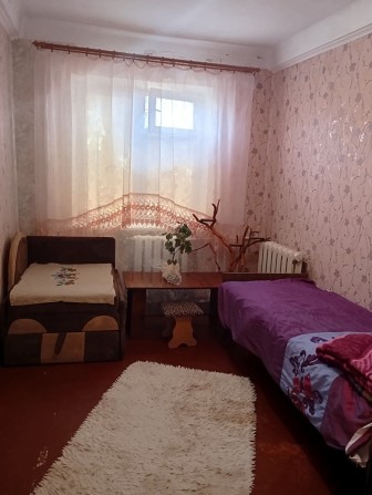 Сдам 2-х комнатную квартиру 800грн.(На длительный срок 6000+ком.услуги - фото 1