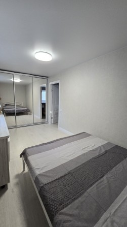 Подобово 2 к. квартира ЛЮКС центр  3 поверх - фото 1