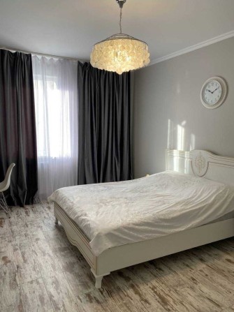 Vip Подобово 2к.Квартира в центре - фото 1