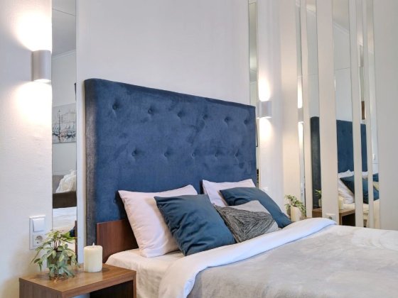 Акція! Біля " Янголятко", 5-6 місць. Просторі Апартаменти в центрі. Мукачево