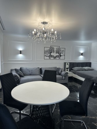 Сдам квартиру в центре , аренда посуточно и почасово - фото 1