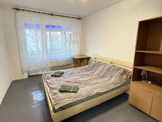 Посуточная аренда 1к кв,  Павлоград, ПЗТО Павлоград