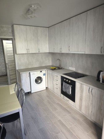 Посуточно 3 квартира - фото 1