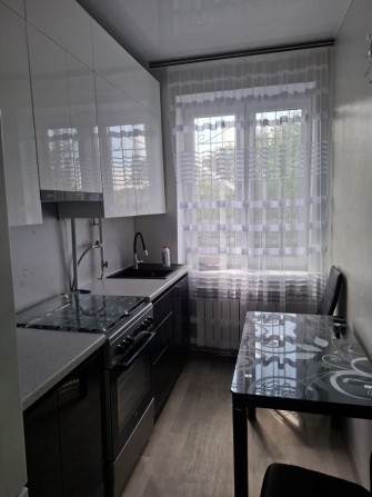 Сдам квартиру на Пионере почасово/посуточно - фото 1