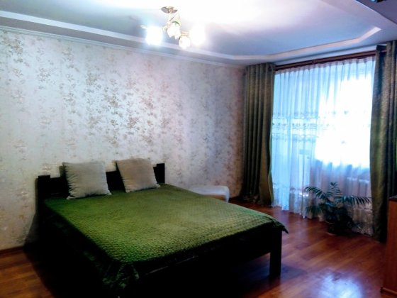 Центр! Подобово, погодинно Квартира-студія  на Винниченка, Луцк