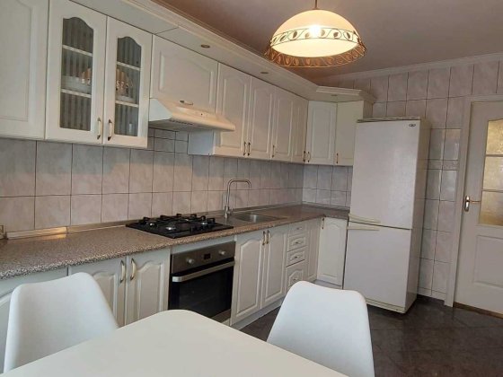 Трикімнатна квартира біля Порт-сіті для  6-8 осіб Луцьк