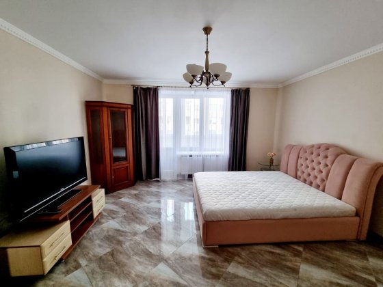 3 кімнатна,Зацепи 3в,автостанція,зал.вокзал Луцк