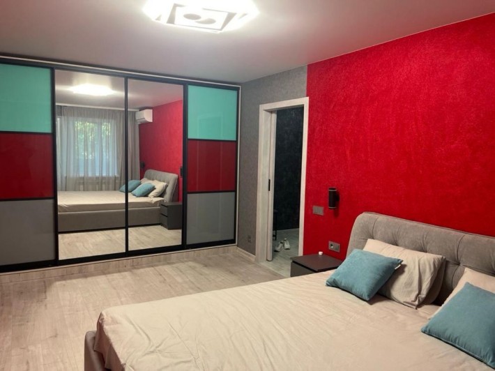 Квартира с евро ремонтом на Артеме - фото 1