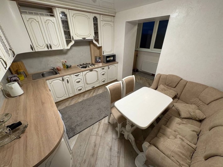 Подобово/погодинно, пр. Свободи, новобудова! - фото 1