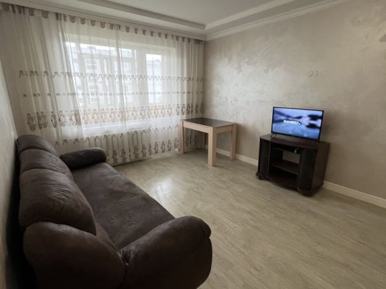 Квартира (двушка) посуточно возле Лавины Суми