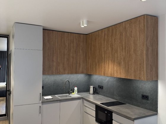 Подобова оренда. Завжди є світло Черновцы