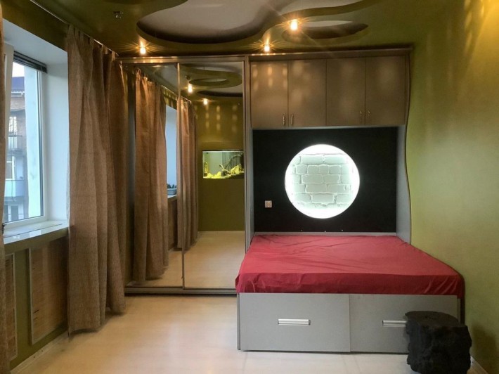 Чудова двокімнатна квартира в центрі - фото 1