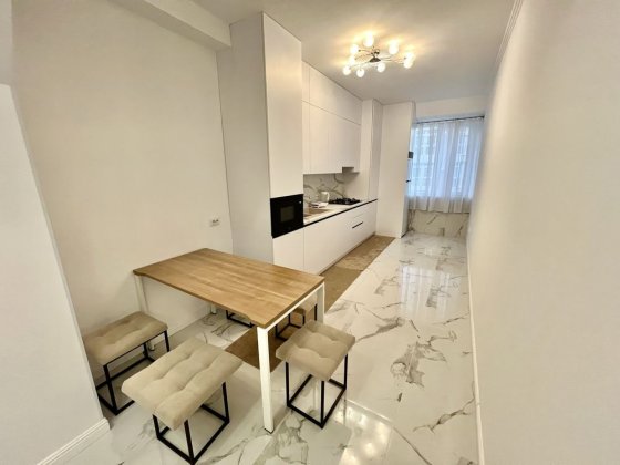 Подобова оренда . Район Парку Шевченка Черновцы