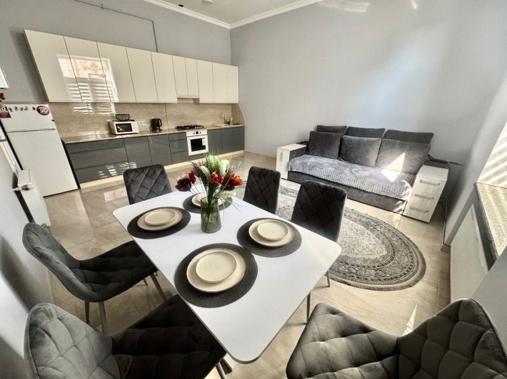 Подобові  елітні апартаменти центр Чернівці - фото 1