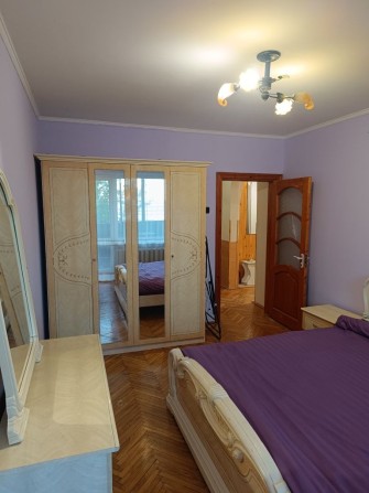 Подобова оренда трикімнатної квартири - фото 1