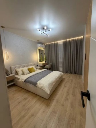 Продаж 1-к квартири вул. Родини Крістерів 2 - фото 1