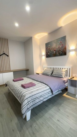 ЛЮКС, ЦЕНТР,2-х.к.квартира улПаторжинского13 подобово,погод. НОВИЙ РІК - фото 1