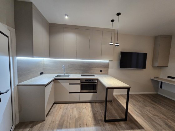 Люкс-смарт подобово,(від власника)в центрі біля ринку Урожай. Чисто та Винница