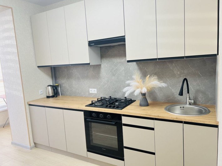 Подобово 1-кімнатна квартира в Замостянському районі - фото 1