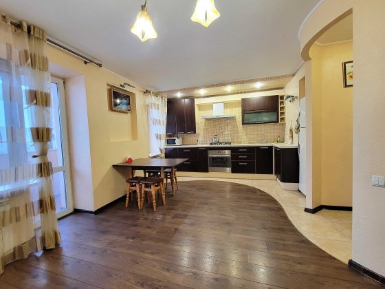 Вільна.2х кв. Неподалік ринку "Урожай" .Лен.р-н Вінниця