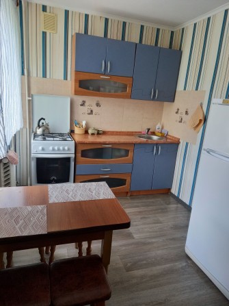 Здам подобово 1 кімн. в центрі. - фото 1