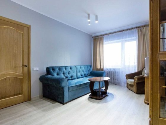 2к Центр Бульвар Лесі Українки 16 Олександрівська лікарня подобово Киев