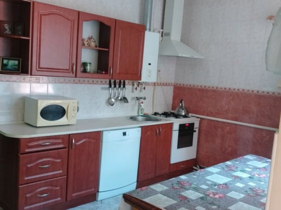 Подобова оренда 2 окремі кімнати приватний сектор 150 м  вул. Шевченка Черкассы