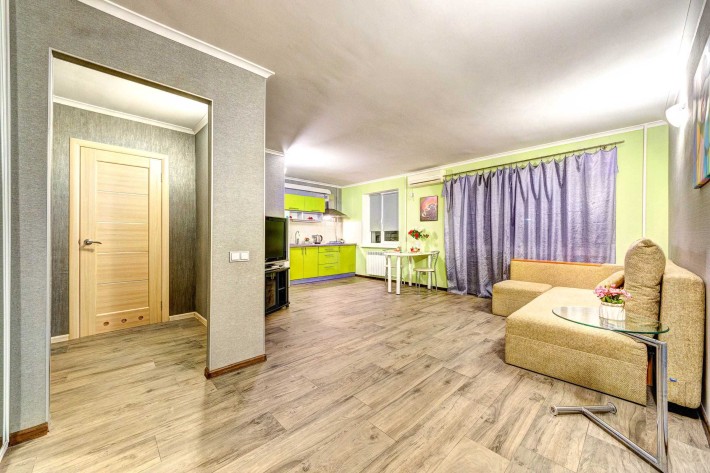 Аренда 1к квартиры в центре Кловский спуск 20, м. Кловская - фото 1