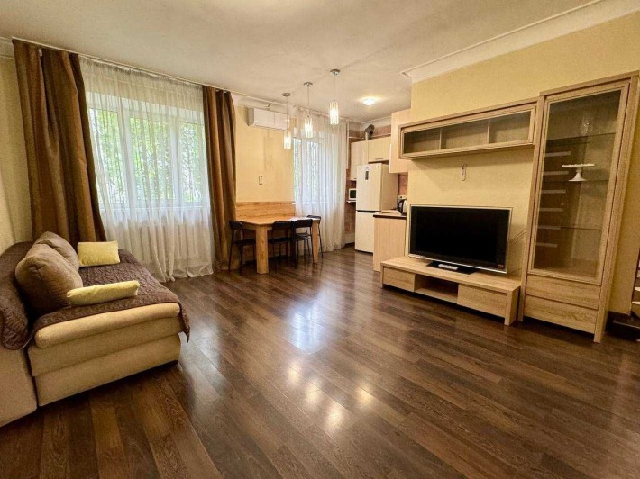 Сдам посуточно квартиру 2-х комн на Сичеславской набережной (Своя) - фото 1