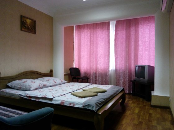 Оболонь. Посуточно/Почасово. метро "Героев Днепра" 1-мин. ТЦ "Оазис". Киев