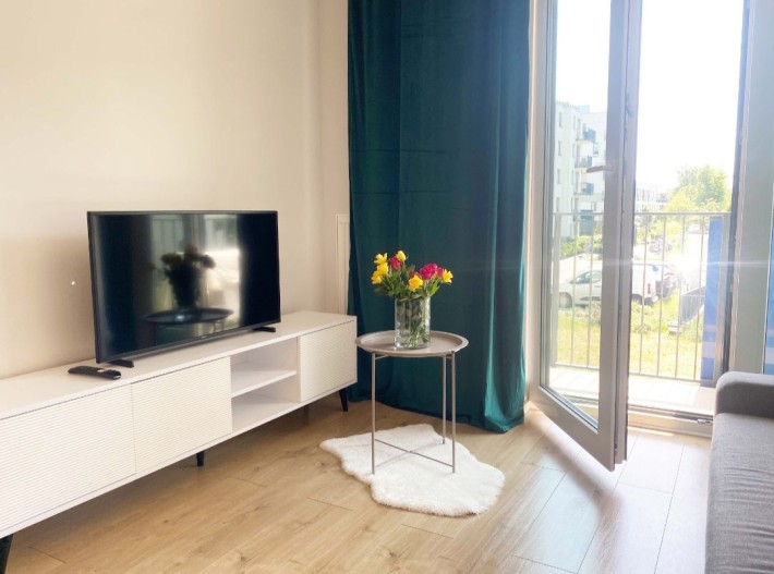 Подобово, Погодинно Обл. Лікарня вул. В. Бердичівська 55 - фото 1