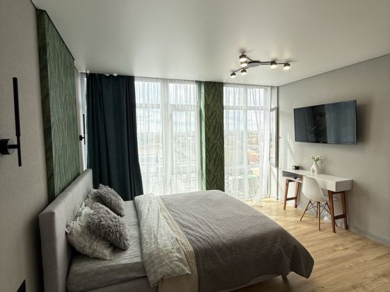 Подобова оренда  біля ТРЦ Глобал новобудова