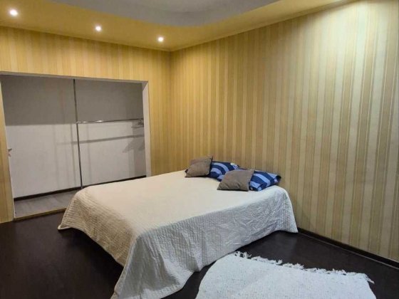 Подобова оренда на добу тиждень місяць центр Бородинського району! Запорожье