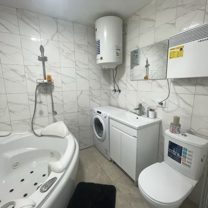 1 ком студия евро , Джакузи . 10 мин Вокзалы - фото 1